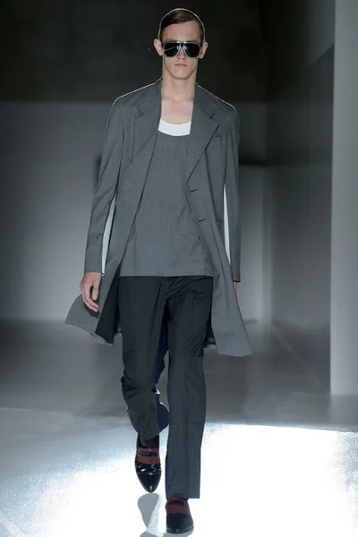 Look 34